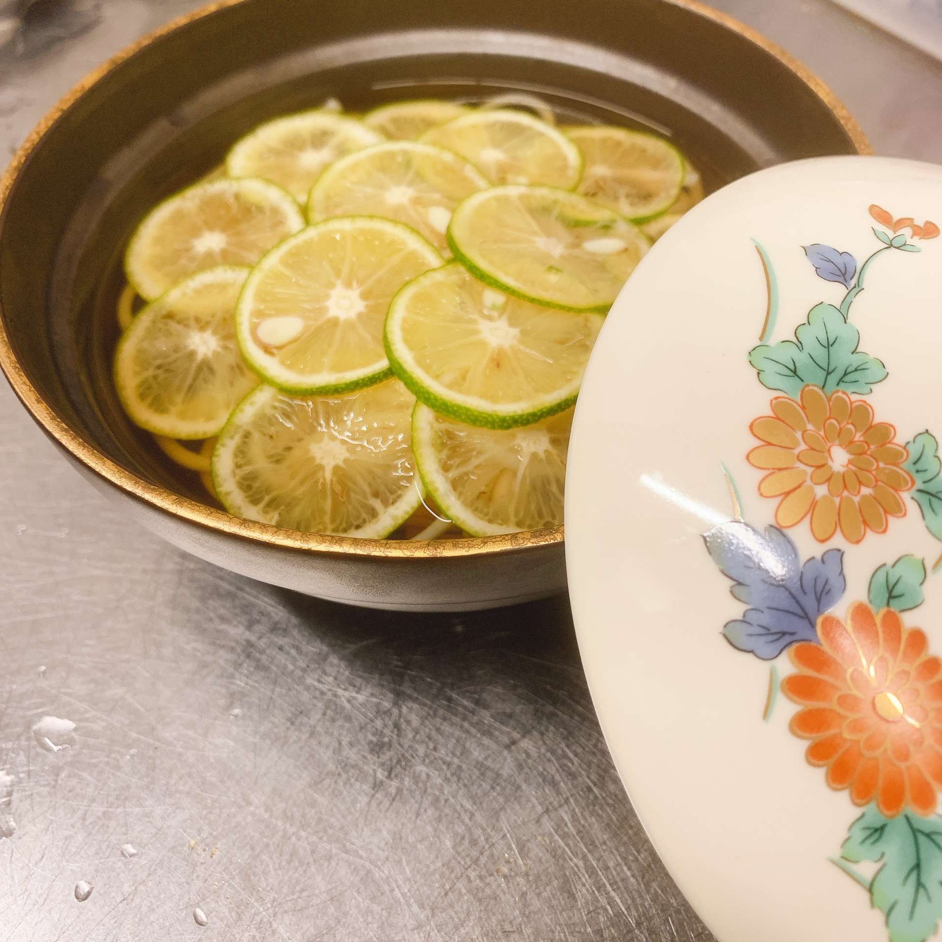 あっさり、さっぱり酢橘うどん‼️福島区の和食・日本酒|しゅん須佐見