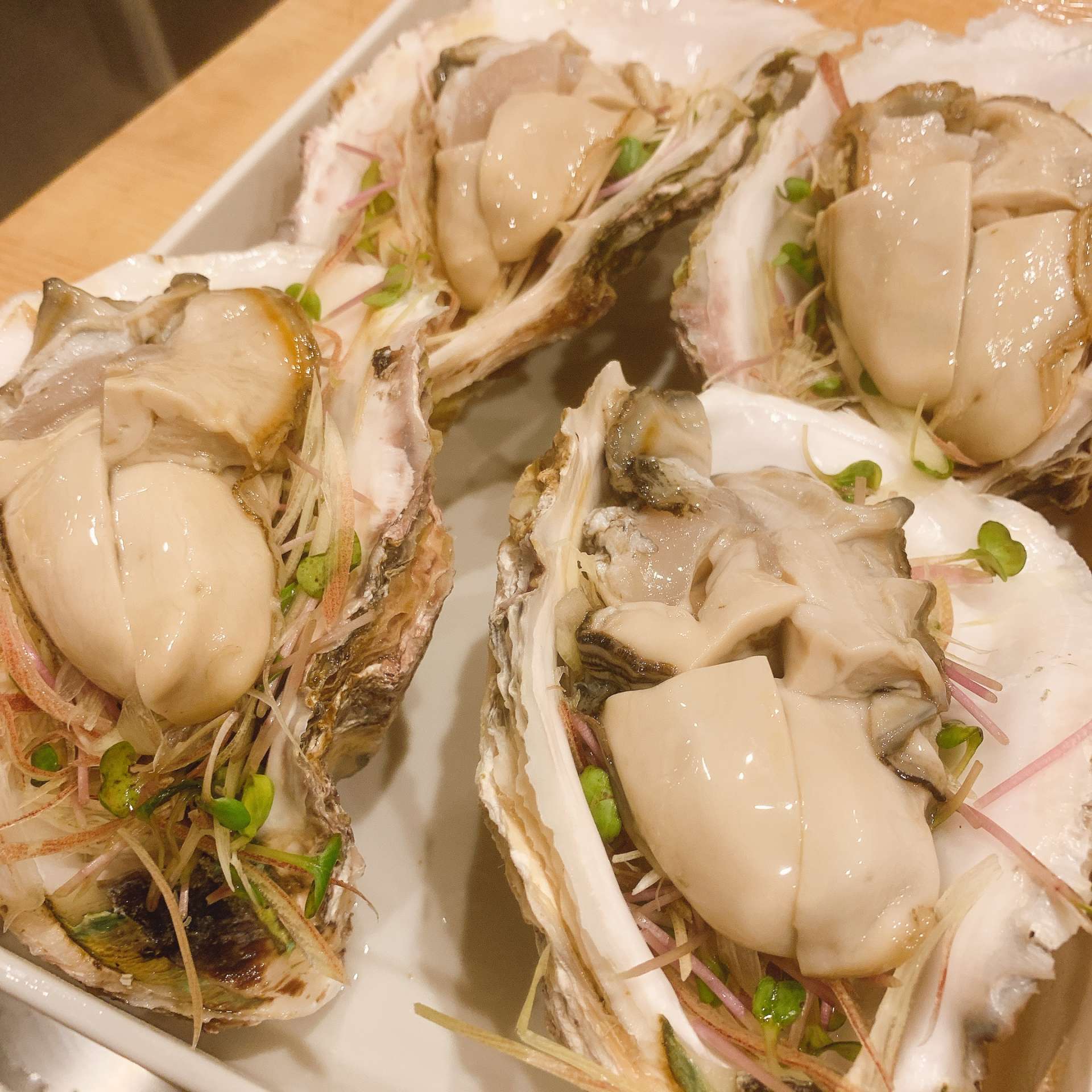 隠岐の岩牡蠣‼️福島区の和食・日本酒|しゅん須佐見